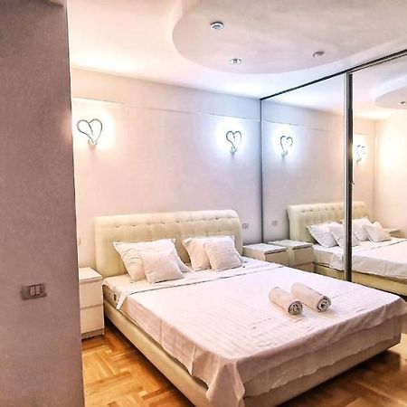 Grand Central Accomodation Doamnei2 Букурещ Екстериор снимка