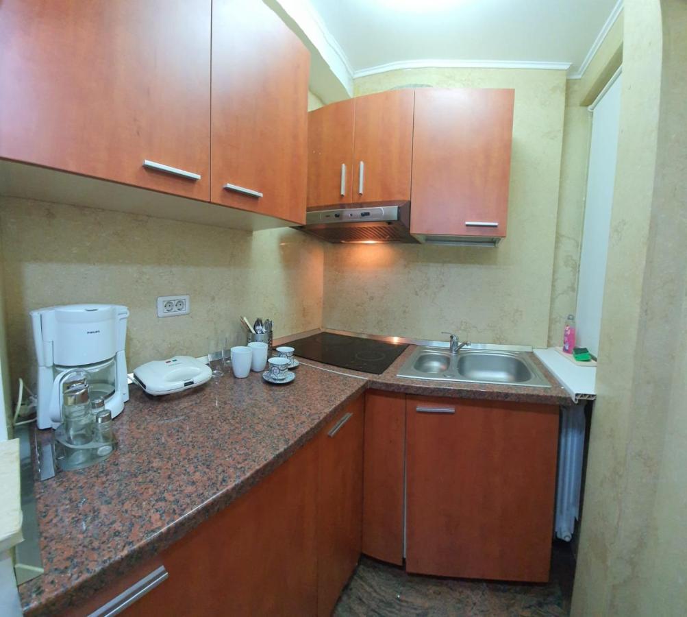 Grand Central Accomodation Doamnei2 Букурещ Екстериор снимка