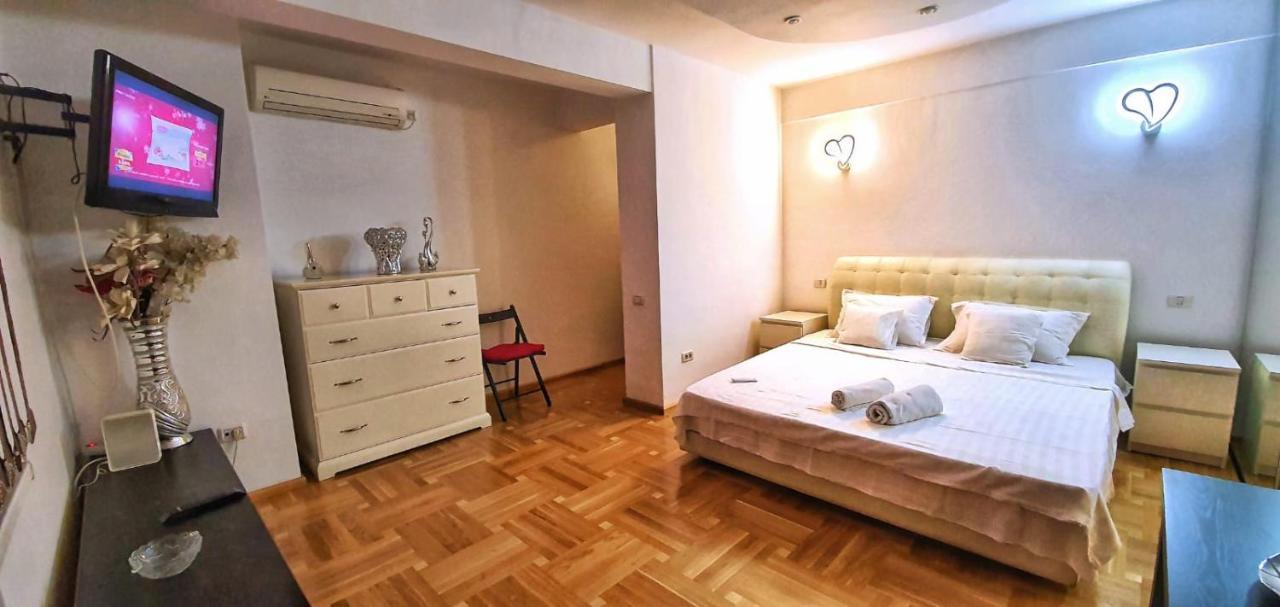 Grand Central Accomodation Doamnei2 Букурещ Екстериор снимка